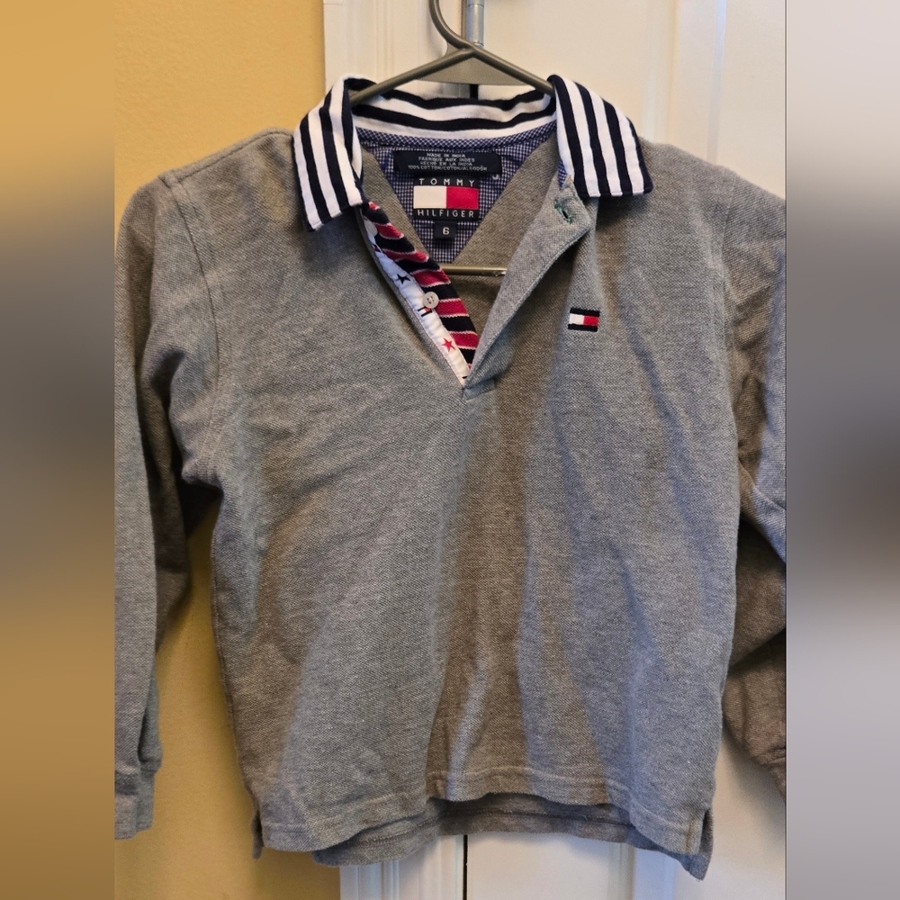 Tommy Hilfiger Boys Gray and Red Button Down Shirt Vintage 90's